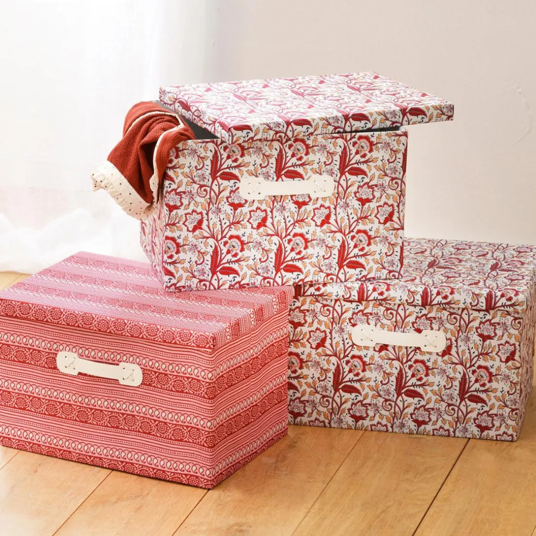 3 Boîtes de rangements en Carton et en Textile SUZY Rouge