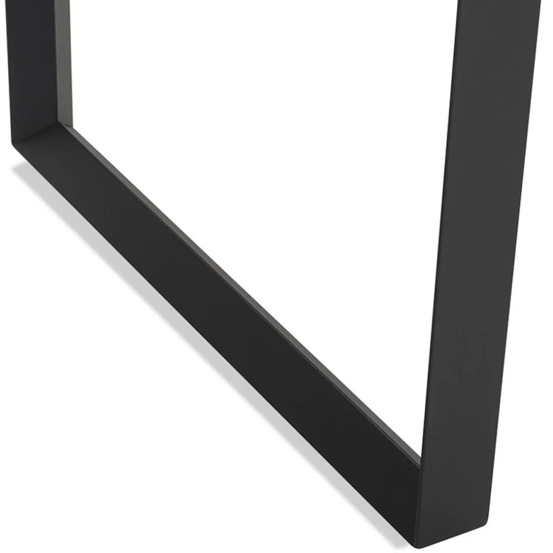 Bureau d'angle design 'BAKUS' en bois finition Noyer et métal noir