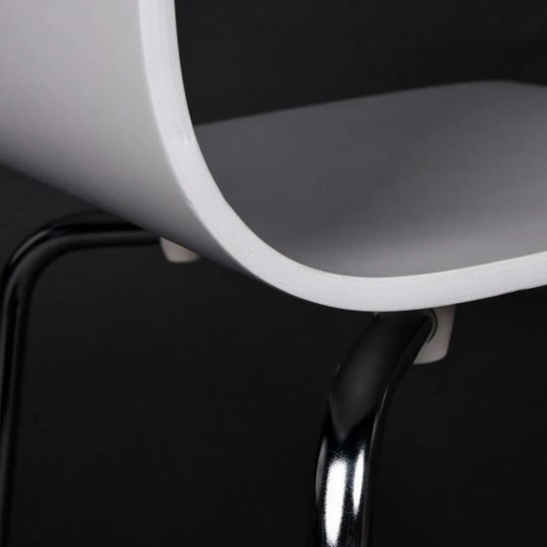 Chaise Blanche MATTHEW