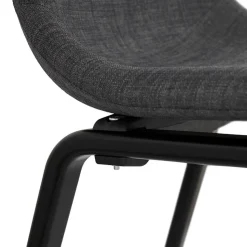 Chaise de salle à manger 'CELTIK' en tissu gris et pieds en bois noir