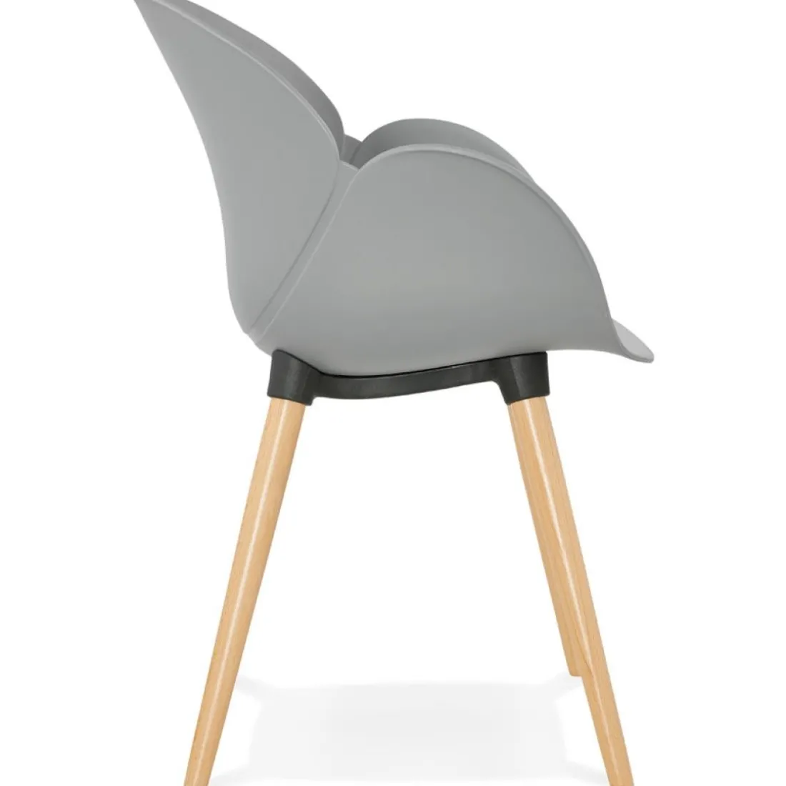 Chaise design scandinave 'PICATA' grise avec pieds en bois