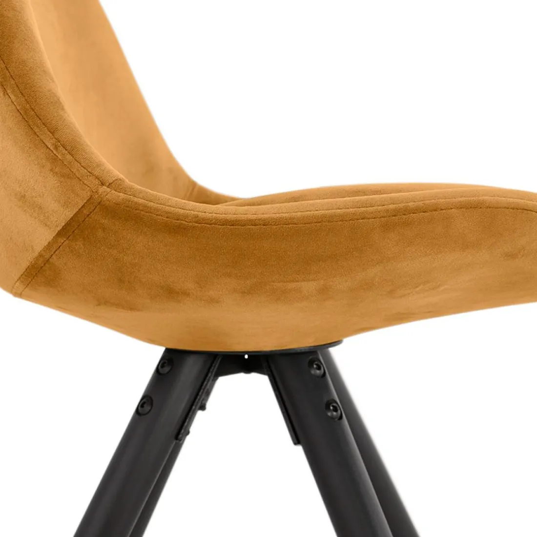 Chaise vintage 'RICKY' en velours moutarde et pieds en bois noir