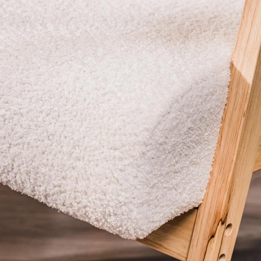 Fauteuil de Salon Scandinave avec Structure Bois LOUIS-BLANC