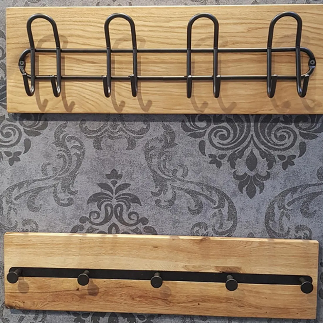 Garderobe murale en bois 5 crochets en métal noirs