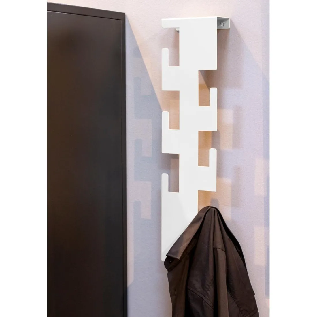 Garderobe murale en métal laqué blanc avec 6 crochets