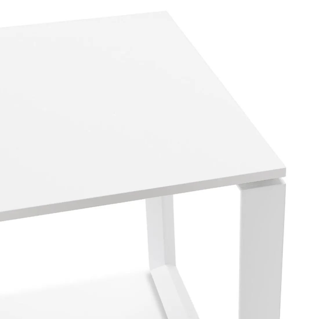 Petit bureau droit design 'BAKUS' en bois et métal blanc