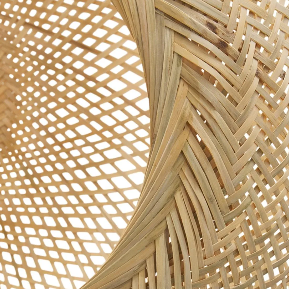 Suspension ronde 'CASIMIRA MINI' en bambou naturel