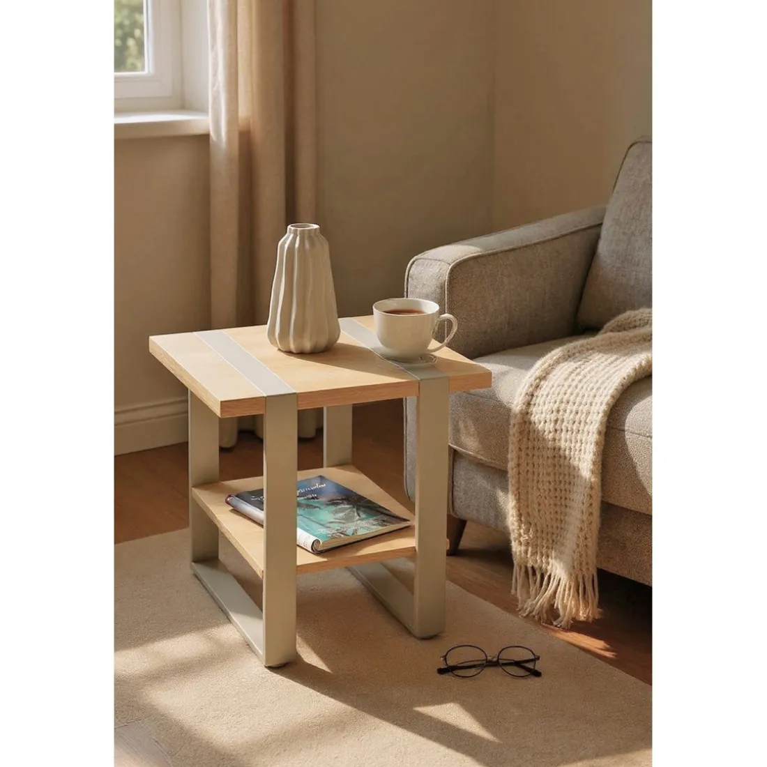 Table d'appoint en tube d'acier en gris cachemire étagères en panneau de particules
