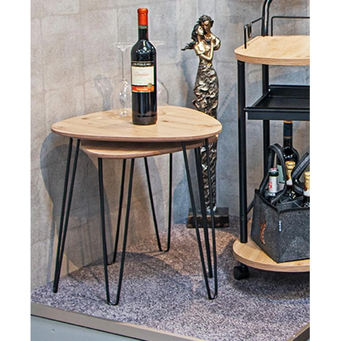 Table d'appoint métal laqué noir et plateau décor chêne