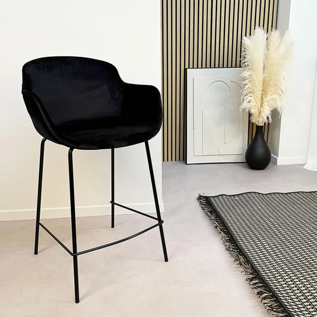 Tabouret de bar avec accoudoirs 'LARISSA' en velours noir
