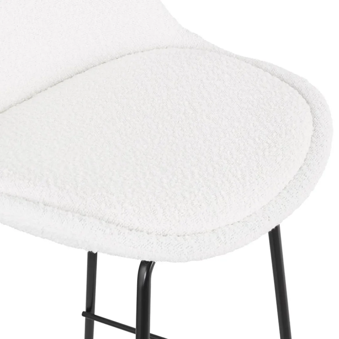 Tabouret de bar 'LEONIE' en tissu bouloché blanc et pied en métal noir