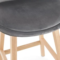 Tabouret snack mi-hauteur 'MORISS MINI' en velours gris et pieds en bois naturel